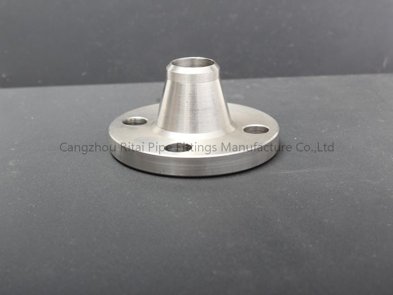 หน้าแปลนท่อเชื่อมคอลื่นบน Bs4504 Din2633 หน้าแปลนหน้ายก St37.2 Forged